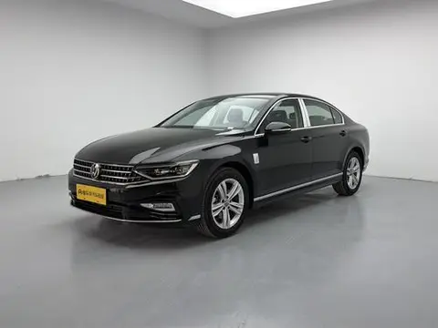 Volkswagen Magotan 2025