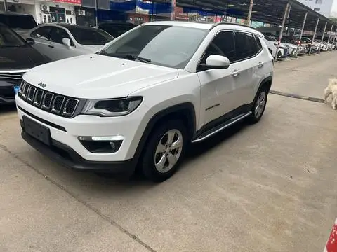 Jeep 指南者 2017