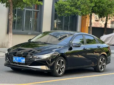 Hyundai Elantra 2021
