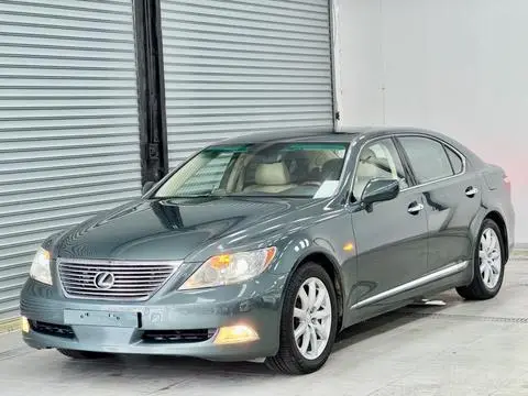 Lexus LS 2006