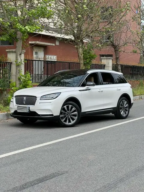 Lincoln 冒险家 2022