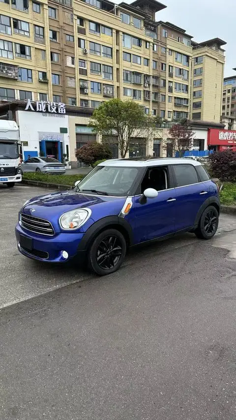 MINI COUNTRYMAN 2016
