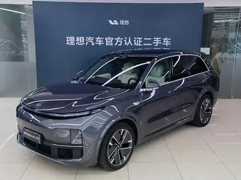 Li L8 2025