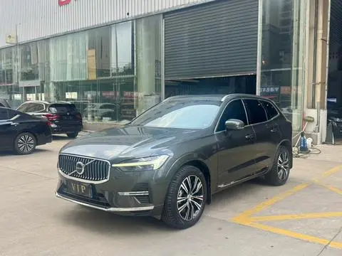 Volvo XC60 2022