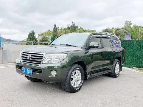 Toyota 兰德酷路泽 2015
