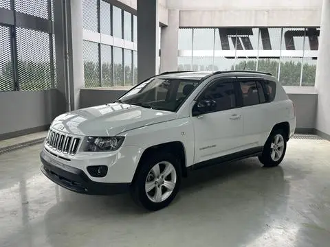 Jeep 指南者 2014