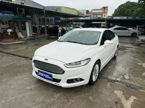 Ford 蒙迪欧 2013