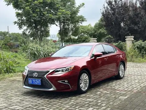 Lexus ES 2015
