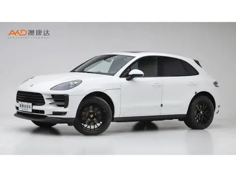Porsche Macan 2021