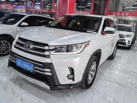Toyota Highlander 2021