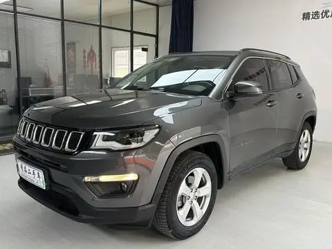 Jeep 指南者 2017