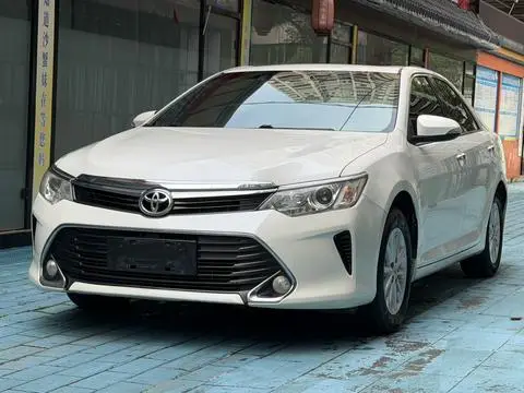Toyota Camry 2016