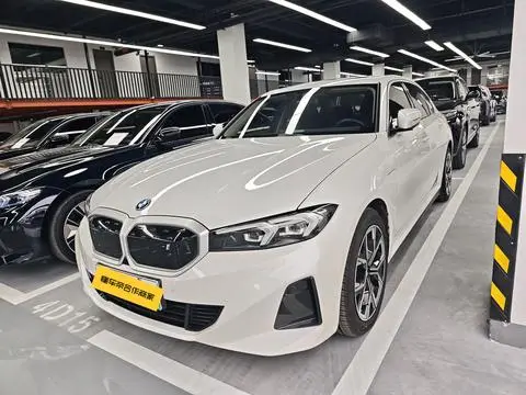 BMW i3 2022