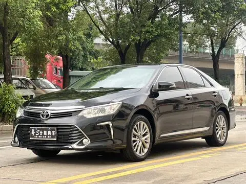 Toyota Camry 2016