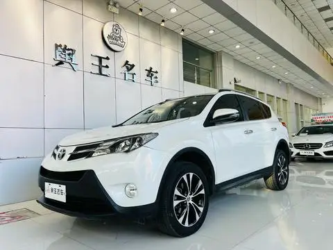 Toyota RAV4 2015