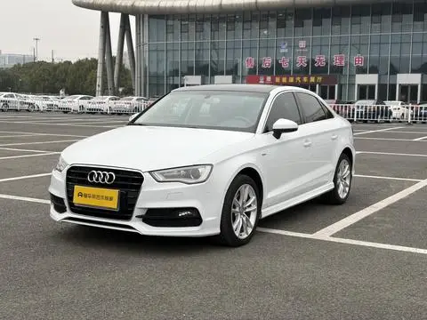 Audi A3 2014 — фото 1