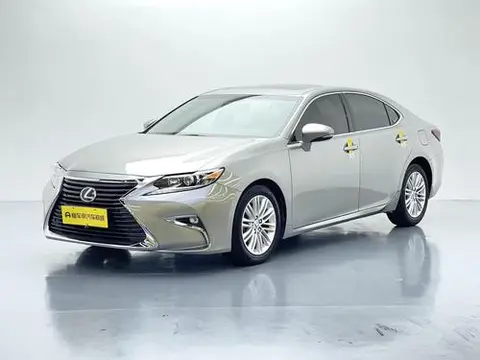Lexus ES 2015