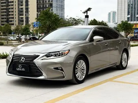 Lexus ES 2015