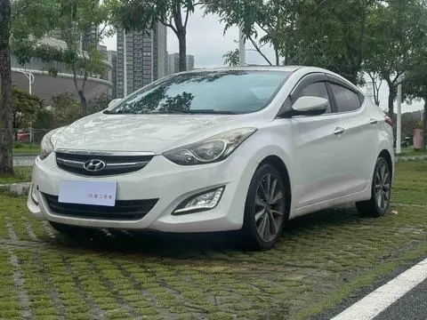 Hyundai Elantra Langdong 2015 — фото 1