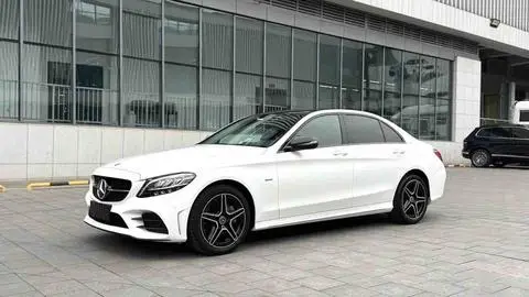 Mercedes-Benz C-Class 2021