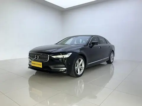 Volvo S90 2019