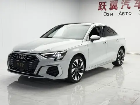 Audi A3 2023 — фото 1