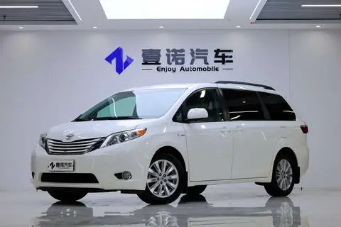 Toyota SIENNA 2017 — фото 1