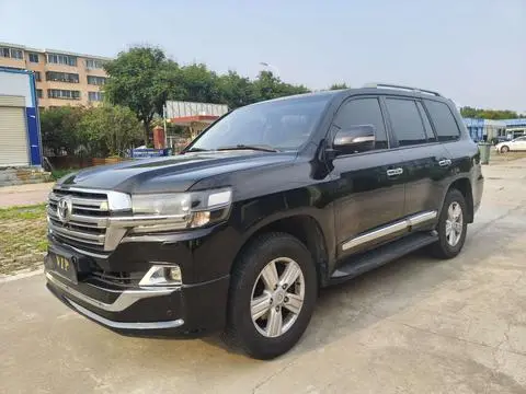 Toyota Land Cruiser 2016 — фото 1