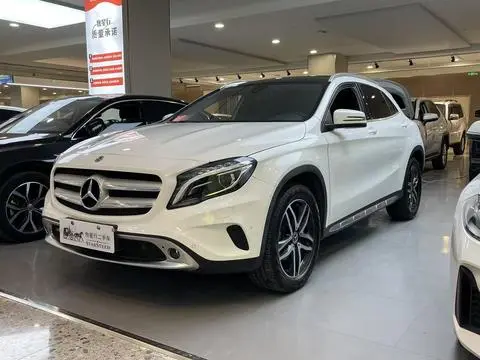 Mercedes-Benz GLA 2017 — фото 1