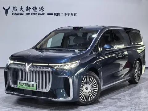 Voyah 梦想家 PHEV 2025