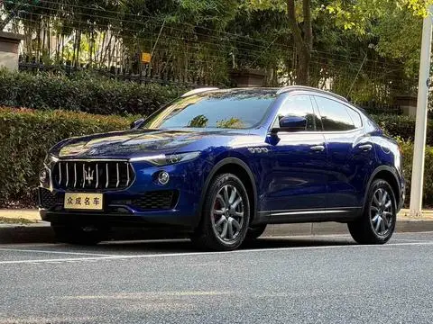 Maserati Levante 2021 — фото 1
