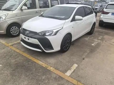 Toyota YARIS L 2019