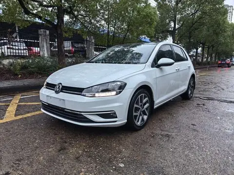 Volkswagen Golf 2020