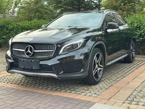 Mercedes-Benz GLA 2016