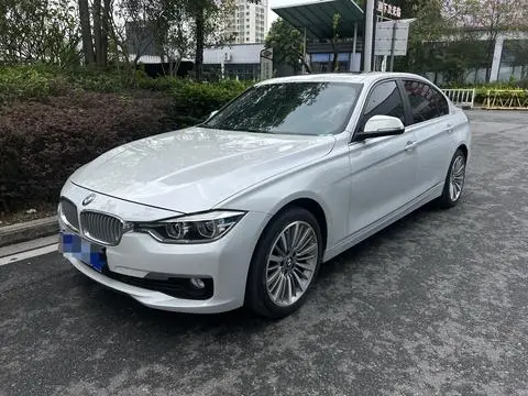 BMW 3 Series 2019 — фото 1