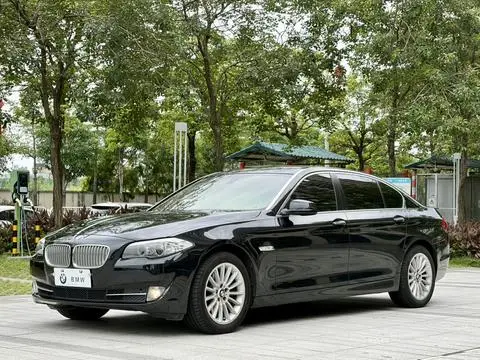 BMW 5 Series 2013 — фото 1