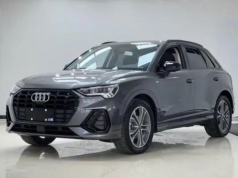 Audi Q3 2023 — фото 1