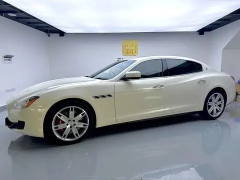 Maserati Quattroporte 2013