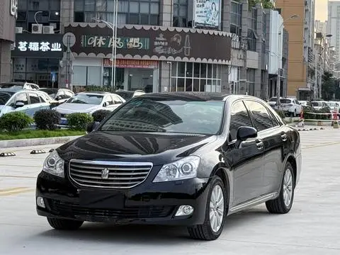 Toyota Crown 2012