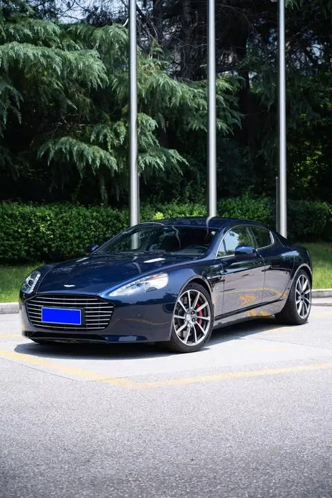 Aston Martin Rapide 2016