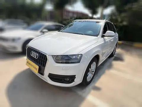 Audi Q3 2015