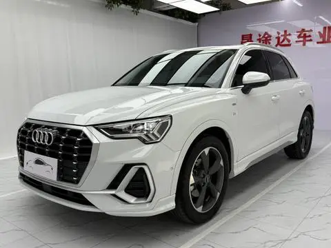 Audi Q3 2023 — фото 1