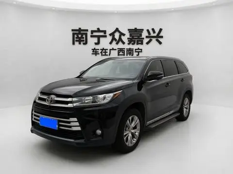 Toyota Highlander 2021