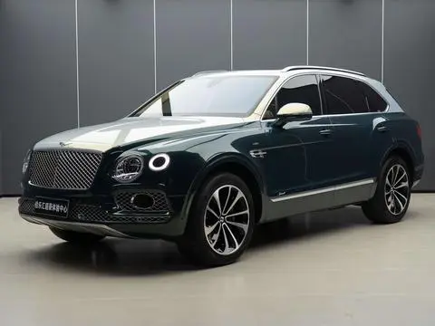 Bentley 添越 2016