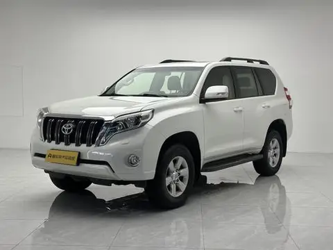 Toyota Prado 2016