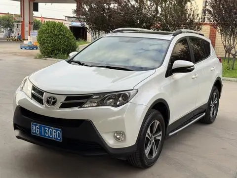 Toyota RAV4 2015