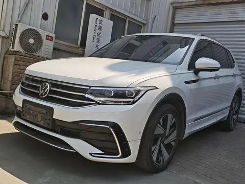 Volkswagen Tiguan L 2023