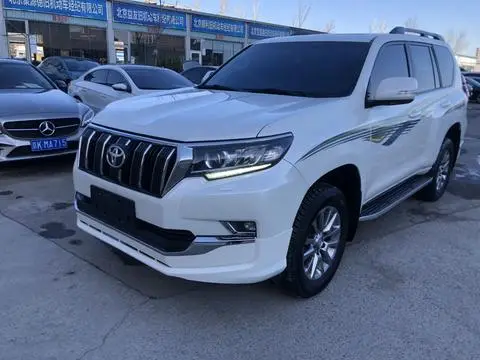 Toyota Prado 2019 — фото 1