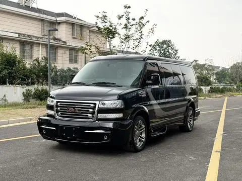 GMC SAVANA 2023 — фото 1