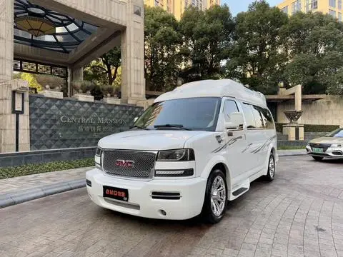 GMC SAVANA 2017 — фото 1